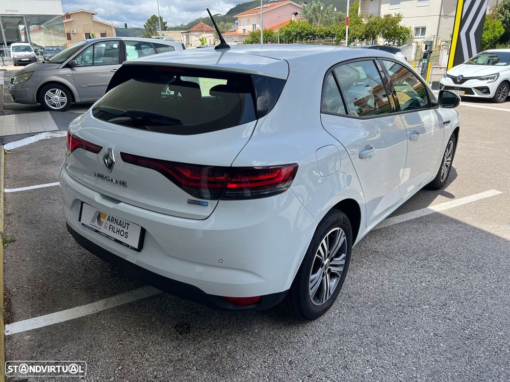 Renault Mégane 1.6 Plug-In Intens - 4