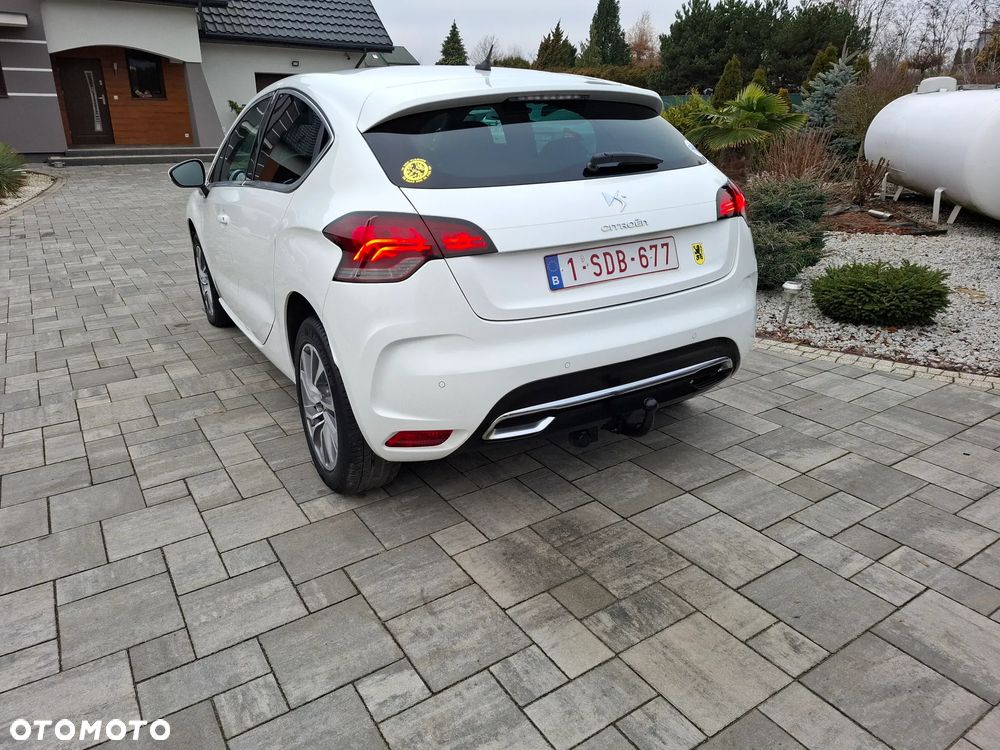 Citroën DS4 HDi 110 SoChic - 10
