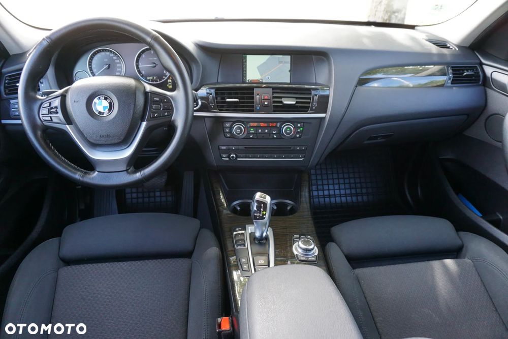BMW X3 xDrive20d - 11