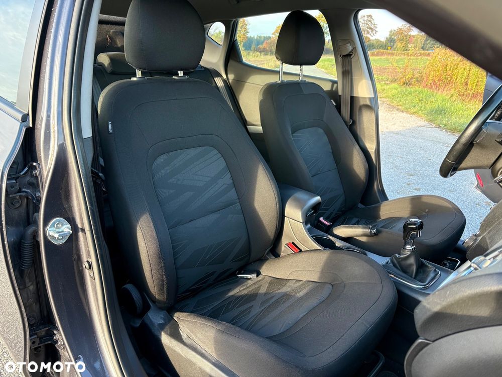 Kia Ceed 1.4 CVVT Attract - 16