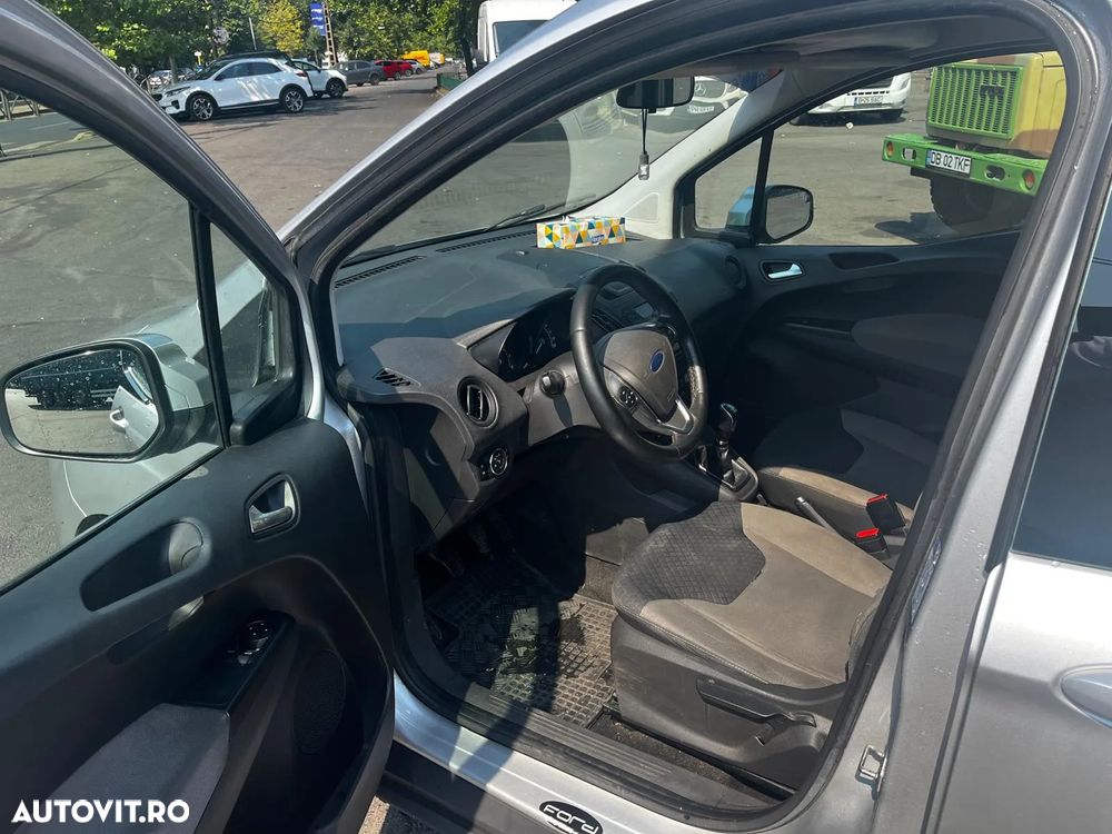 Ford Tourneo Courier 1.0 EcoBoost Trend - 8