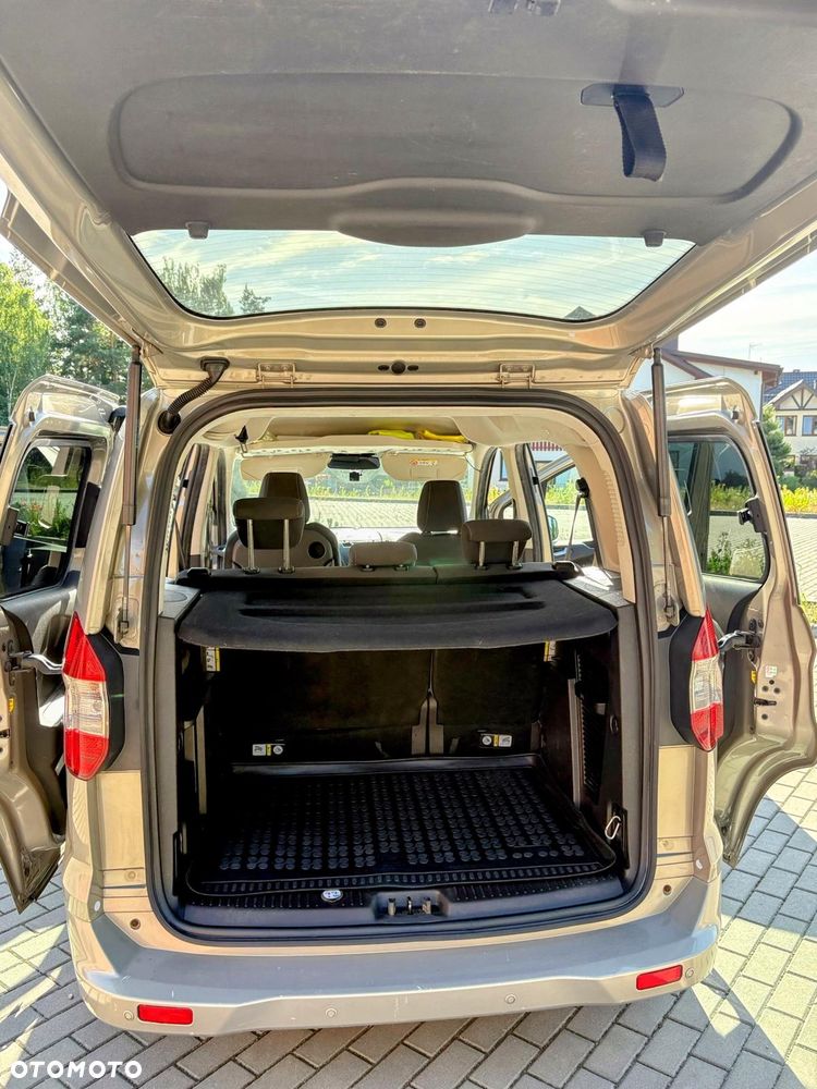 Ford Tourneo Courier 1.5 TDCi Titanium - 18