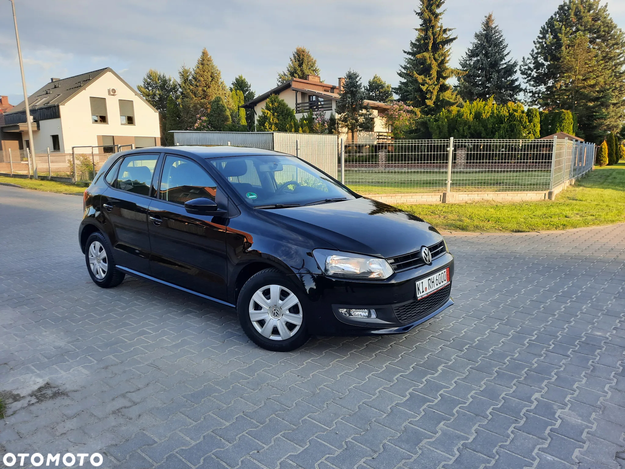 Volkswagen Polo - 2