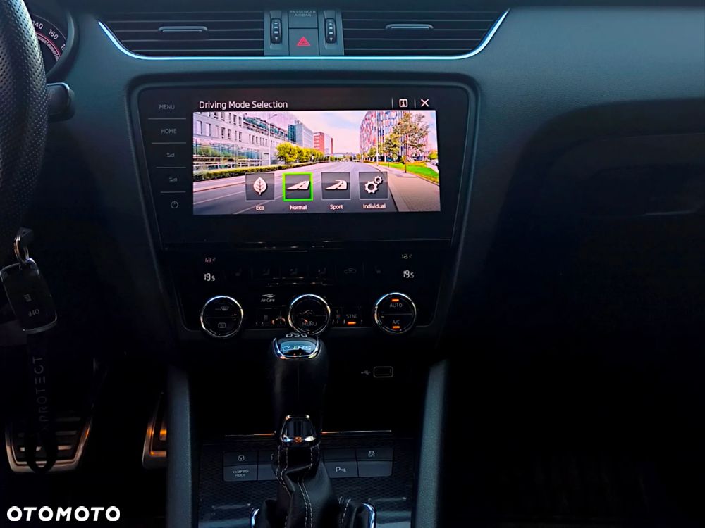 Skoda Octavia 2.0 TDI 4x4 DSG RS - 12