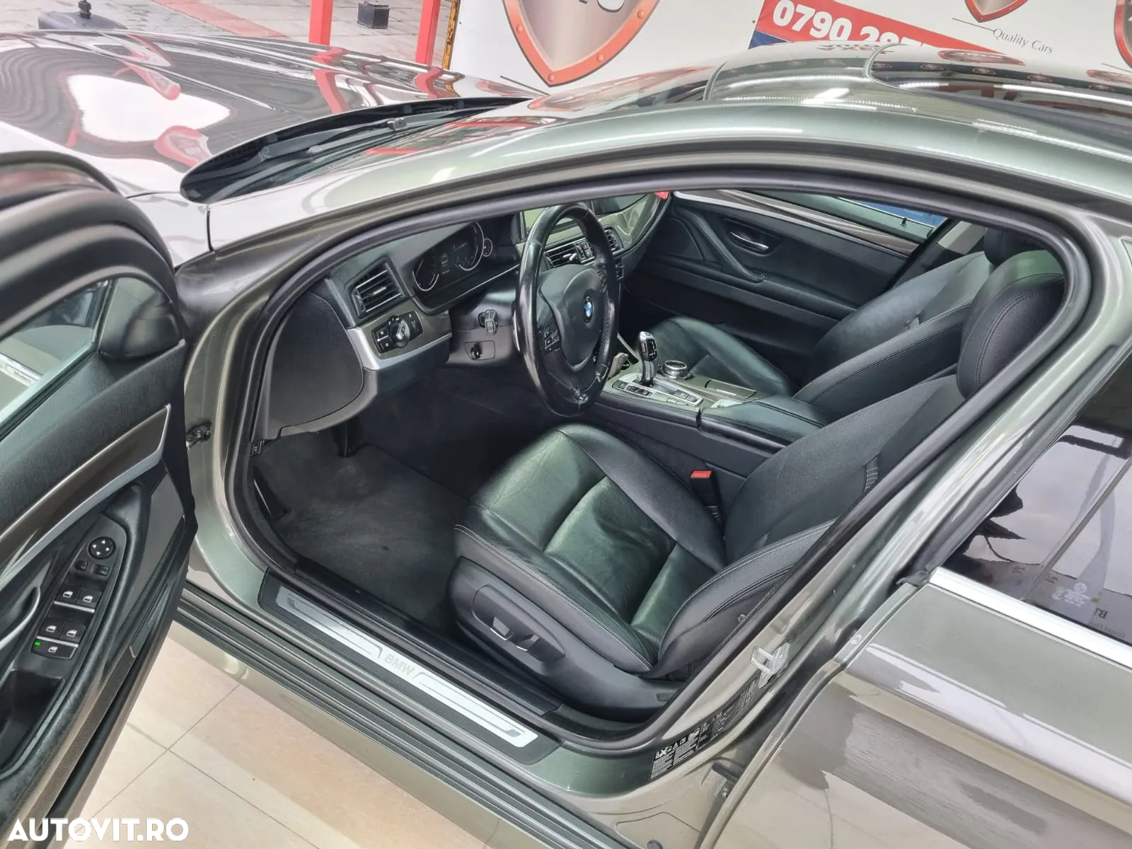 BMW Seria 5 520d xDrive - 25