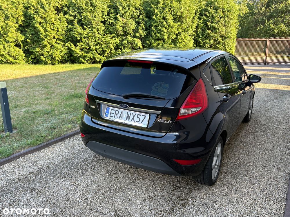 Ford Fiesta 1.6 TDCi DPF Titanium - 7