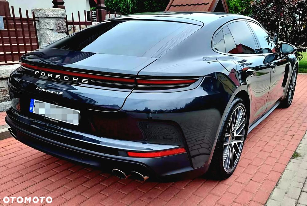 Porsche Panamera - 3