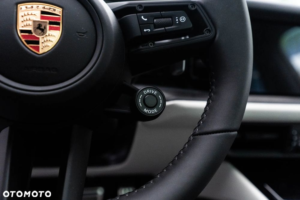 Porsche Cayenne S E-Hybrid PHEV - 19