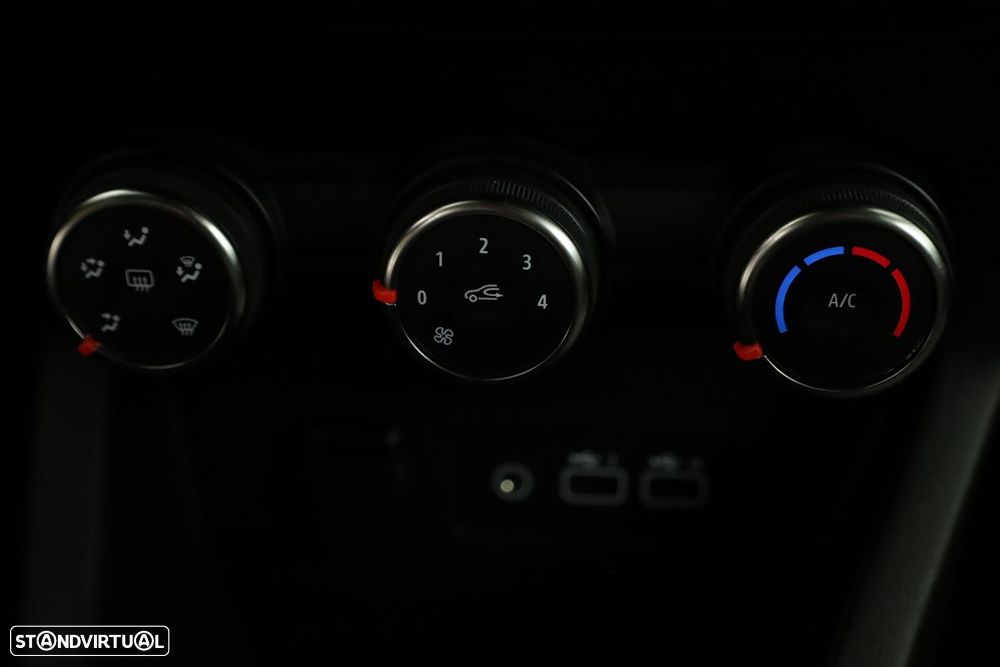 Renault Clio 1.0 TCe Evolution - 13