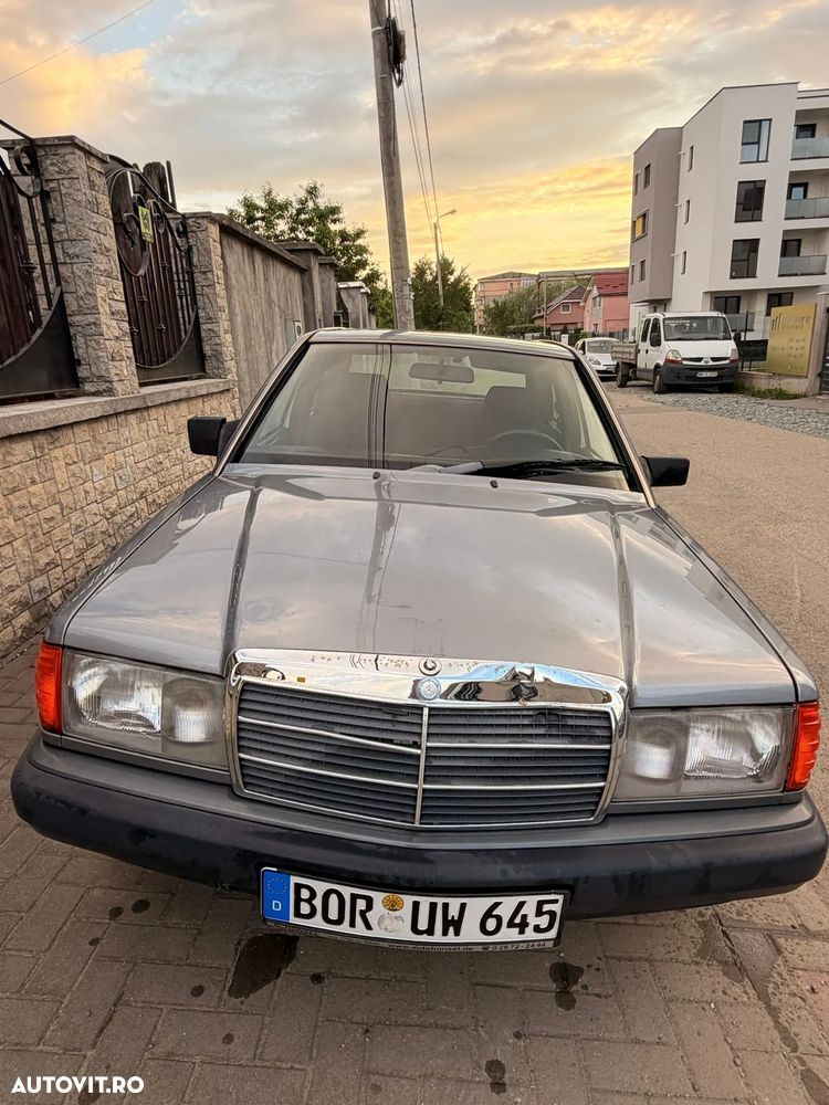 Mercedes-Benz 190 - 3
