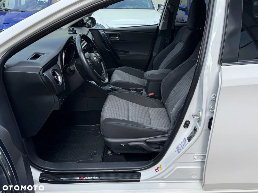 Toyota Auris 1.8 VVT-i Hybrid Automatik Touring Sports Edition S+ - 18