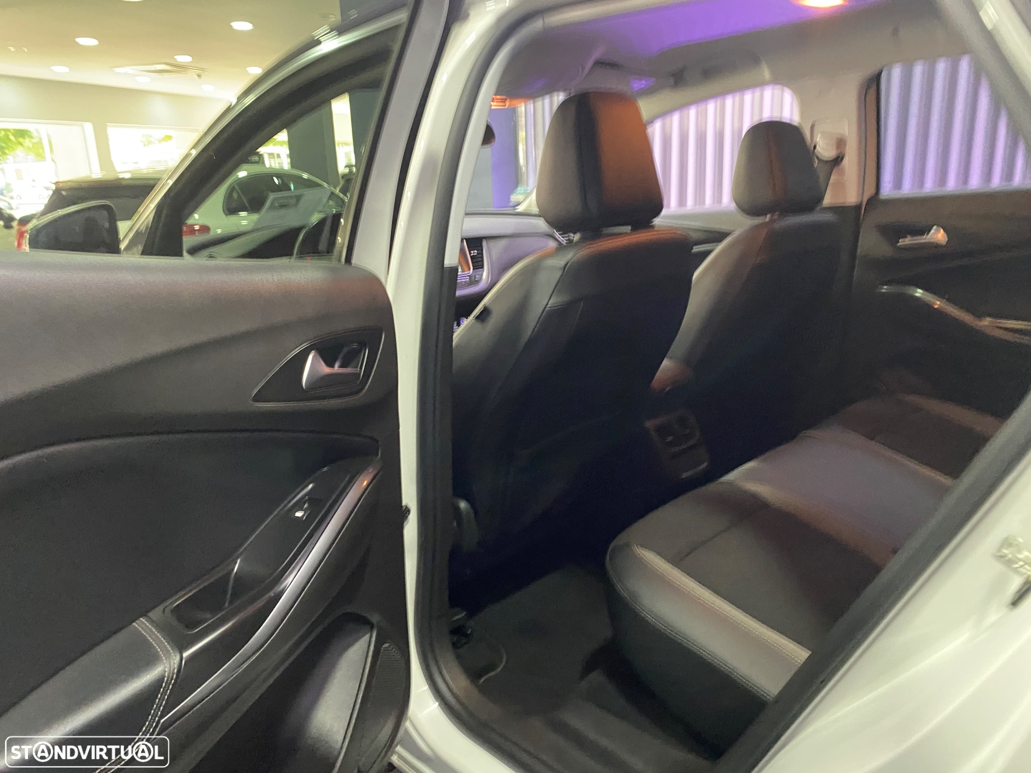 Opel Grandland X 1.5 CDTI Innovation AT - 29