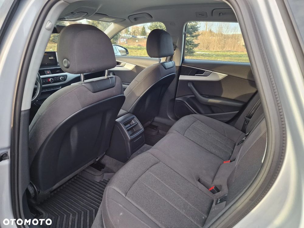 Audi A4 Avant 2.0 TDI S tronic - 14