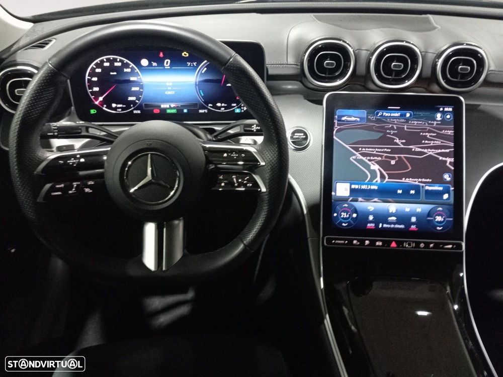 Mercedes-Benz C 300 - 11