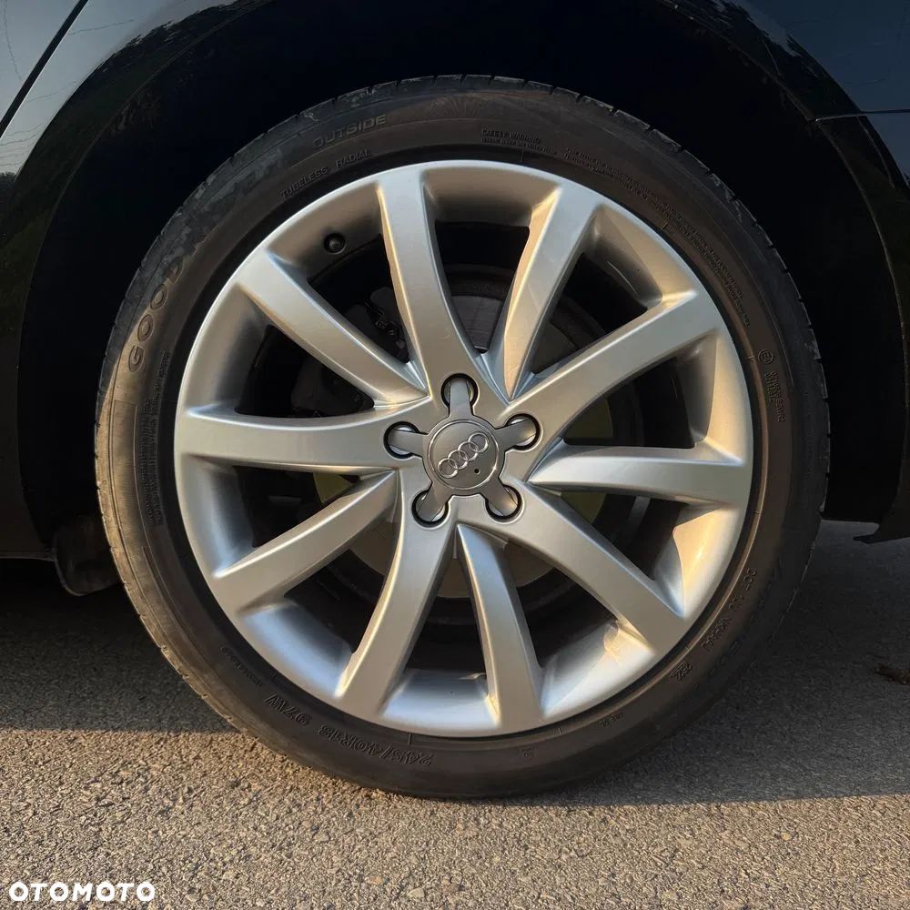 Audi A4 Avant 2.0 TDI Multitronic - 14