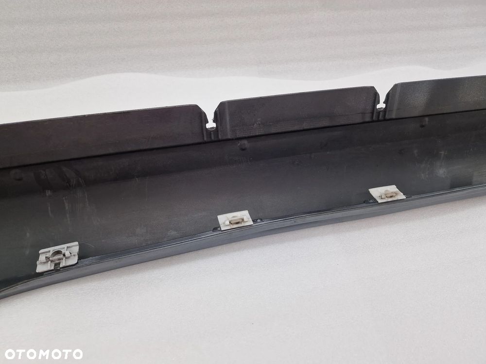 MERCEDES E-KLASSA EKLASSA E-KLASA EKLASA COUPE W238 17- PRAWA LISTWA PROGOWA , ŁADNA , KOLOR GRAFITOWY METALIK , ŁADNA , NR A2386905600 , NR AUKCJI PR456 - 9