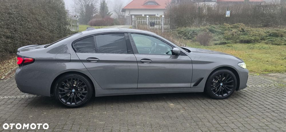 BMW Seria 5 530i xDrive M Sport Edition - 2