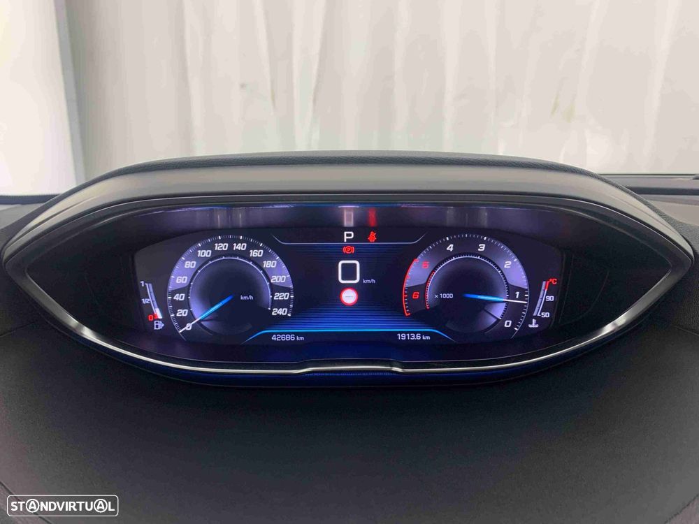 Peugeot 5008 1.5 BlueHDi Allure EAT8 - 7