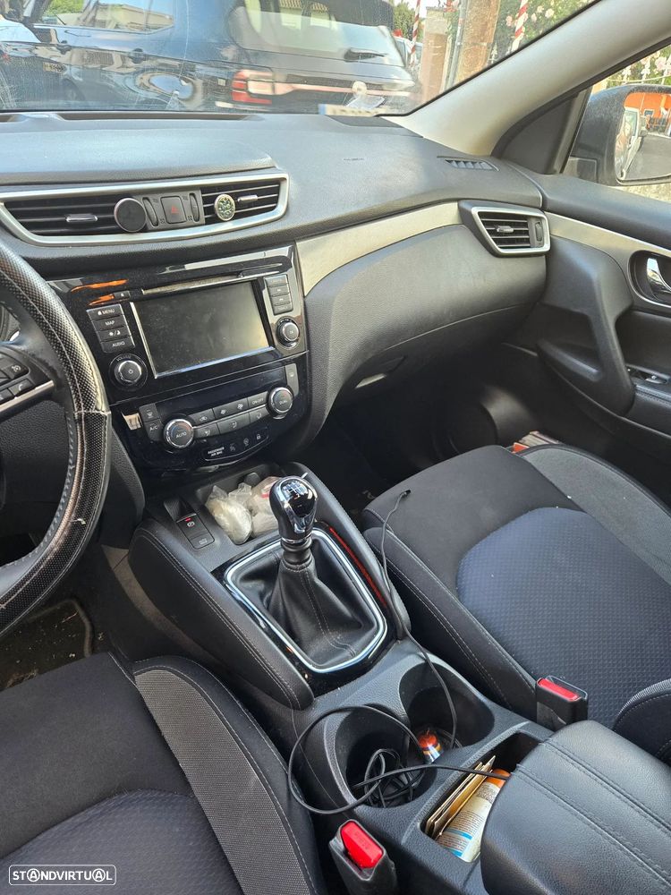 Nissan Qashqai 1.5 dCi N-Connecta - 8