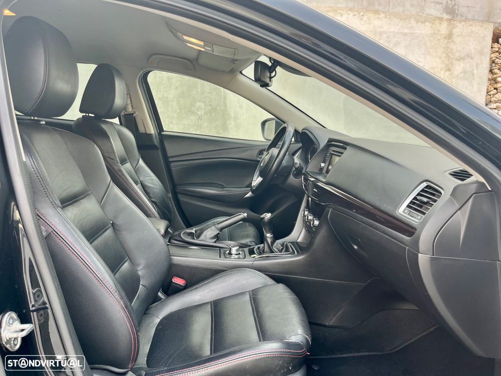 Mazda 6 2.2 SKY-D Excellence Navi - 26