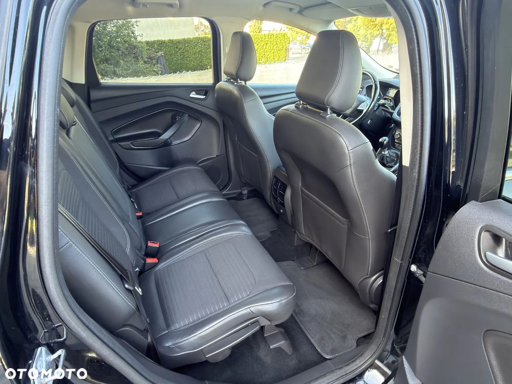Ford Kuga 2.0 TDCi FWD Titanium - 12