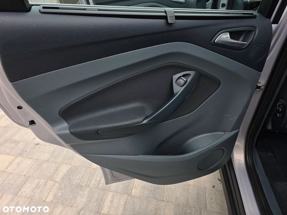 Ford C-MAX 1.6 Ti-VCT Titanium - 23