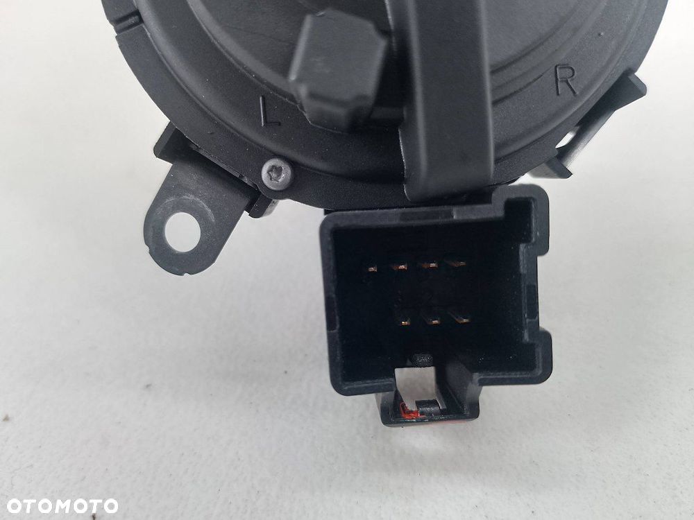 STACYJKA VOLVO V50 30768036 1.6 D - 2