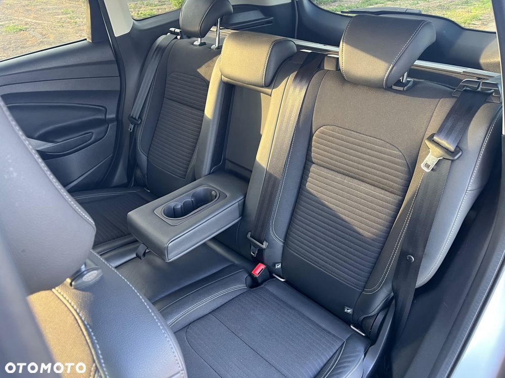 Ford Kuga 2.0 TDCi 4x4 Titanium - 22
