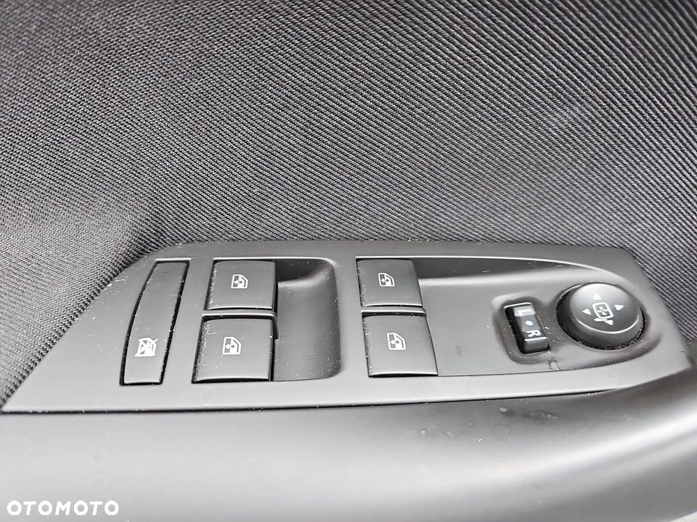 Opel Astra - 20