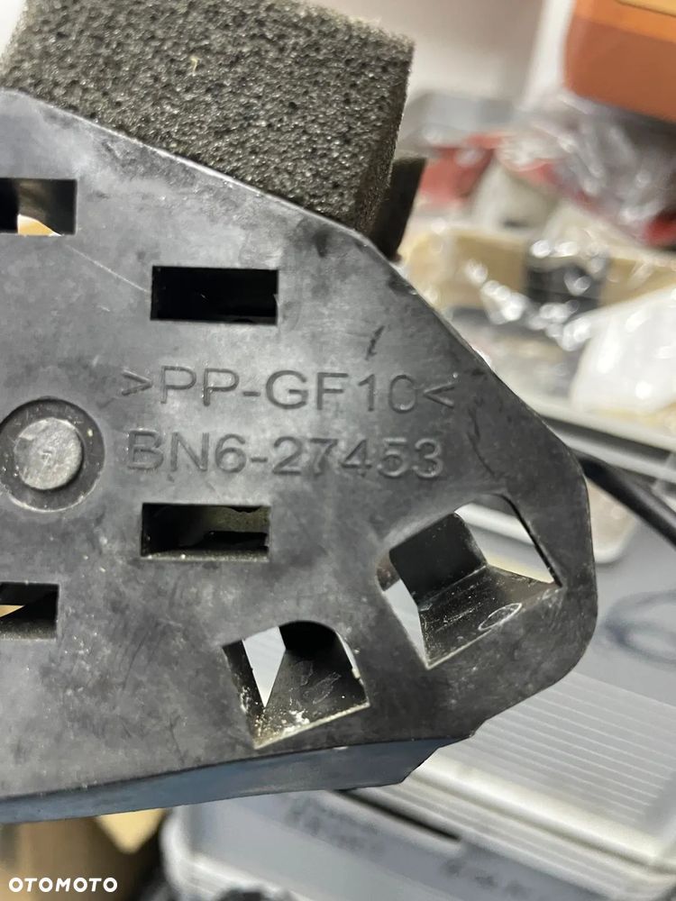 STOPKA BOCZNA + CZUJNIK  YAMAHA R6 RJ27 - 2