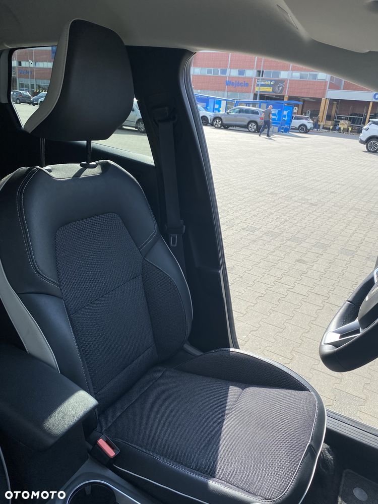 Renault Captur 1.6 E-TECH Plug-In Intens - 17