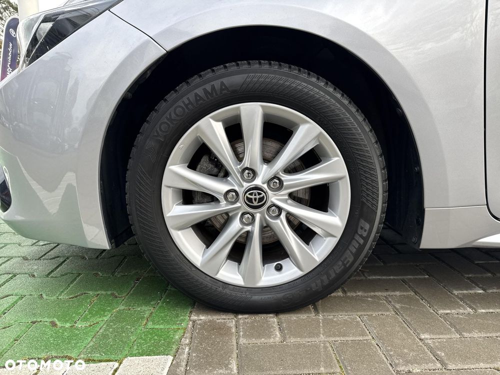 Toyota Corolla 1.8 Hybrid Comfort - 25