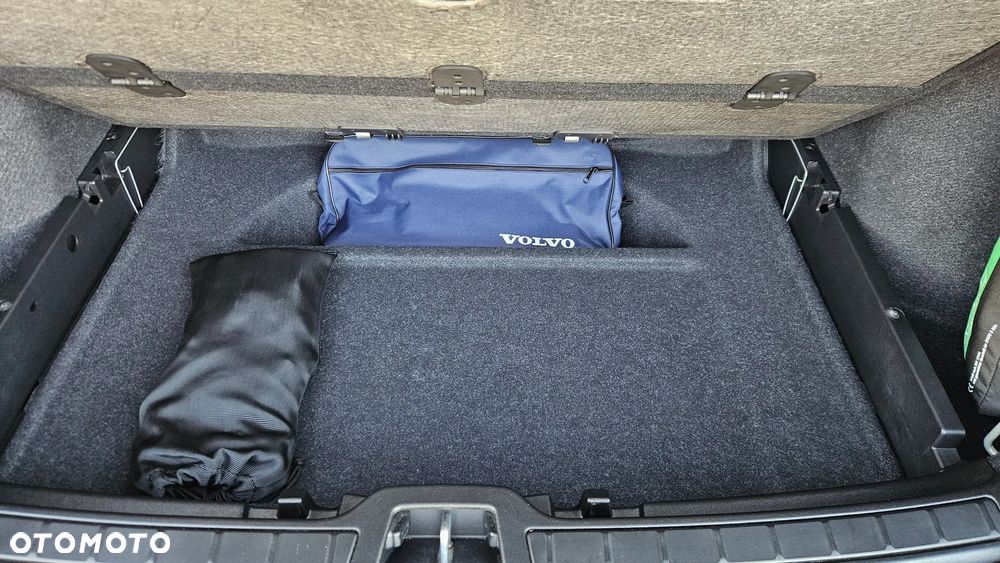 Volvo XC 40 B3 Plus Bright - 10