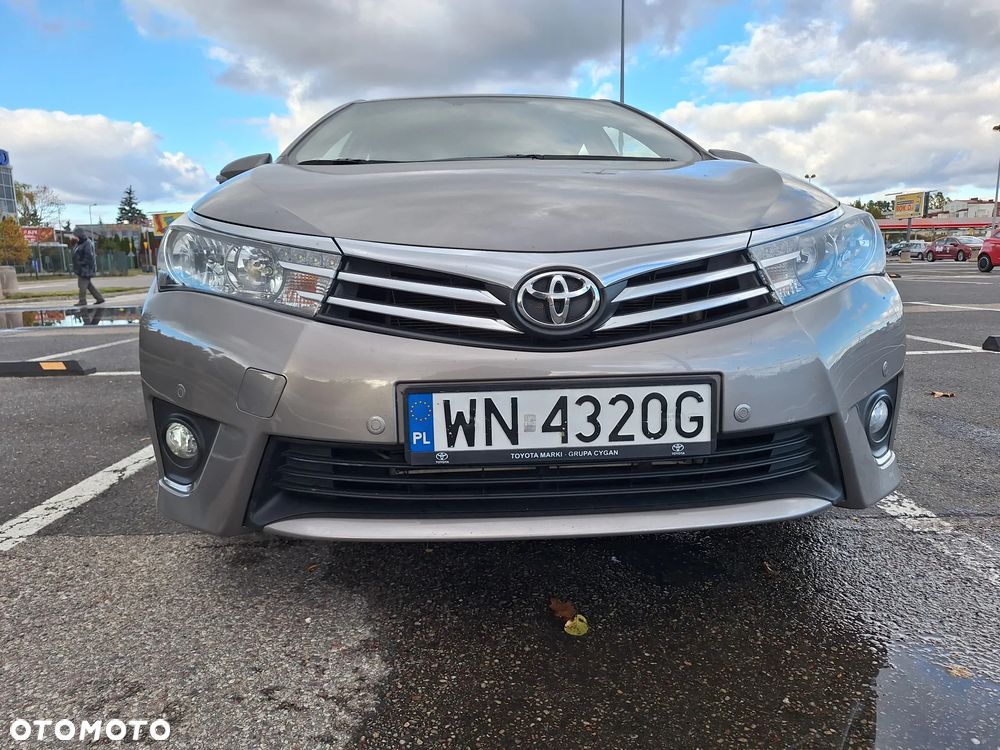 Toyota Corolla - 2