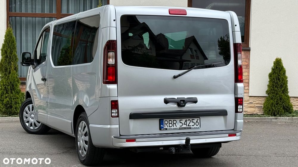 Opel Vivaro L1H1 2,7t Elegance Premium - 10