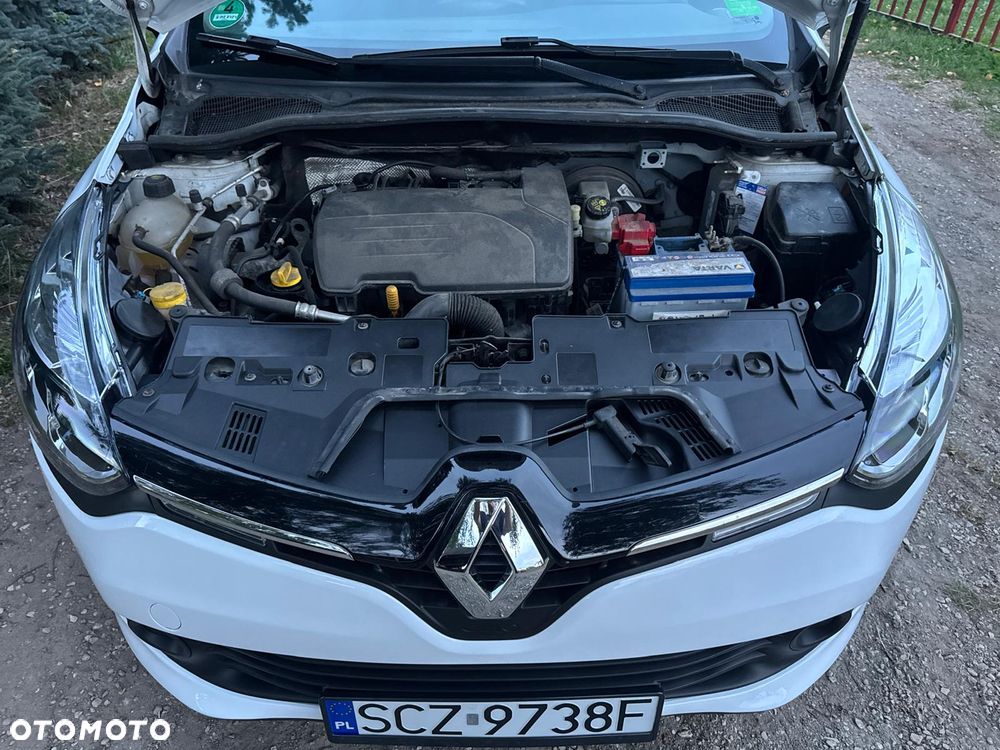 Renault Clio 1.2 16V 75 LIMITED - 10