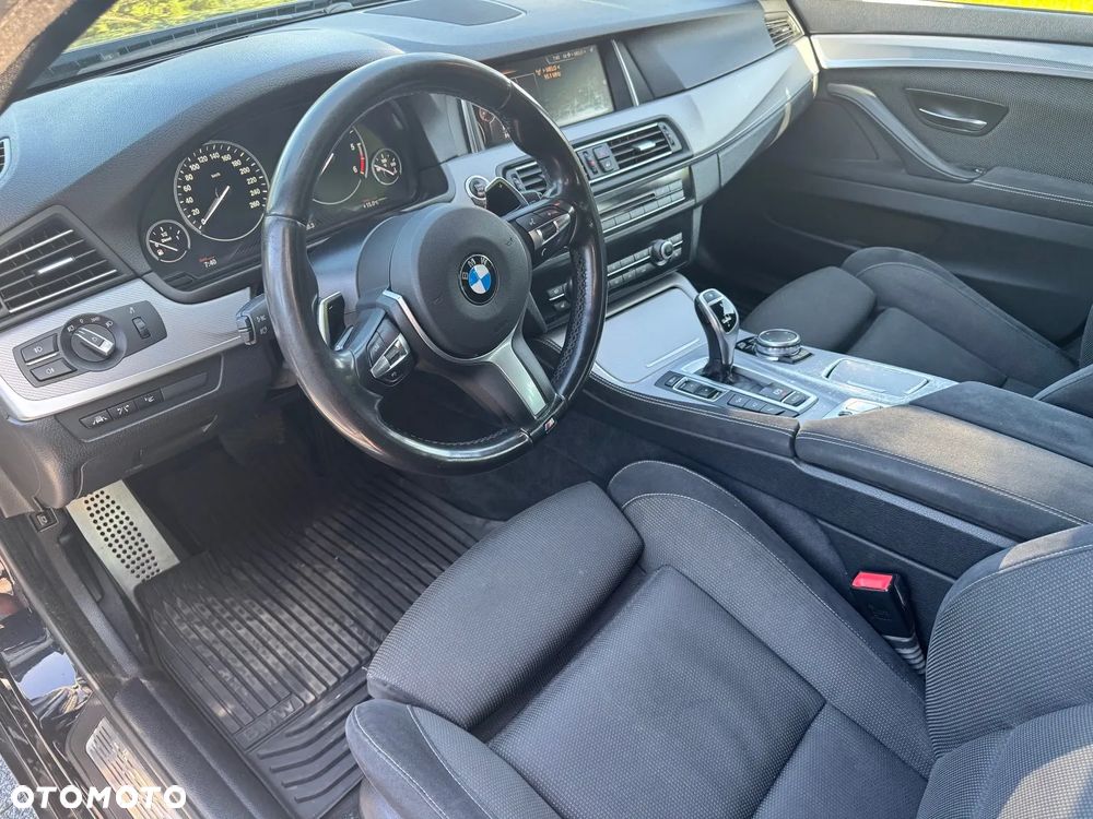 BMW Seria 5 530d xDrive - 11