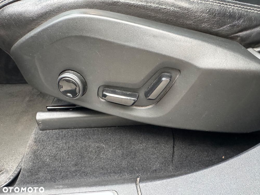 Volvo XC 90 D5 AWD Inscription 7os - 15
