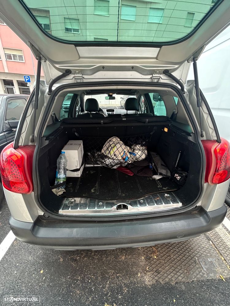 Peugeot 207 SW 1.6 HDi Outdoor FAP - 6