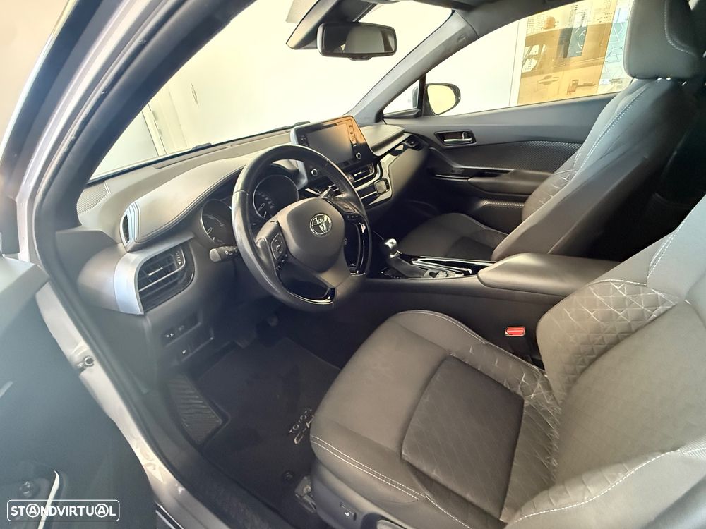 Toyota C-HR 1.8 Hybrid Square Collection - 6