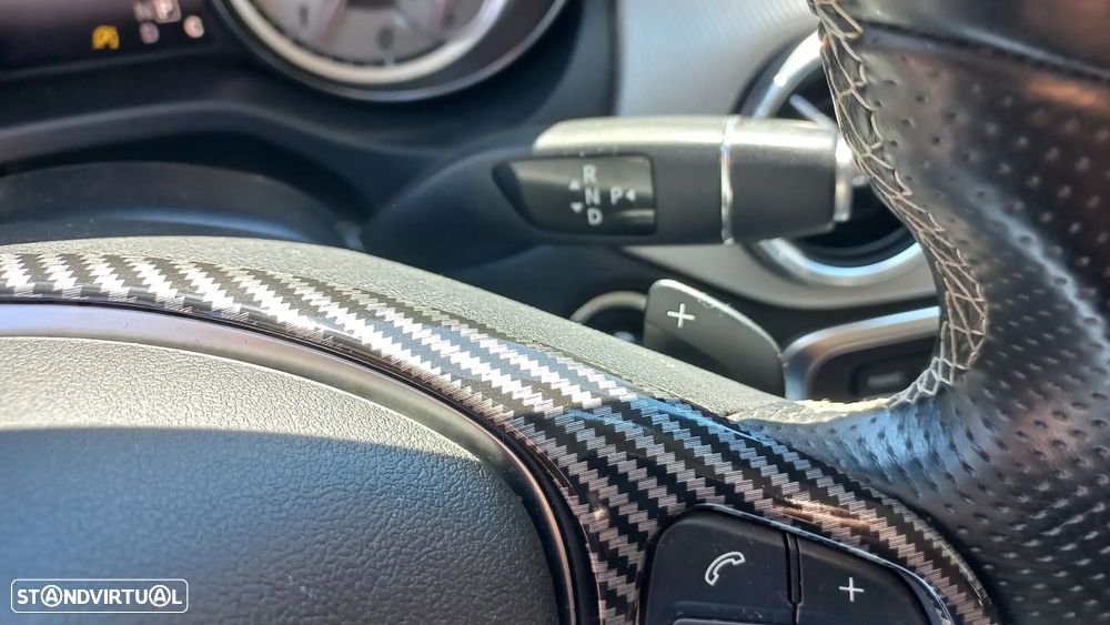 Mercedes-Benz CLA 200 d 7G-DCT Urban - 12