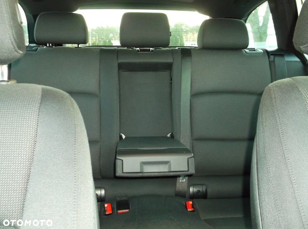 BMW Seria 5 520d M Sport Edition - 11