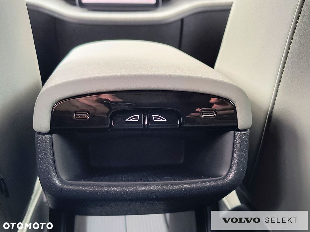 Volvo EX30 - 32