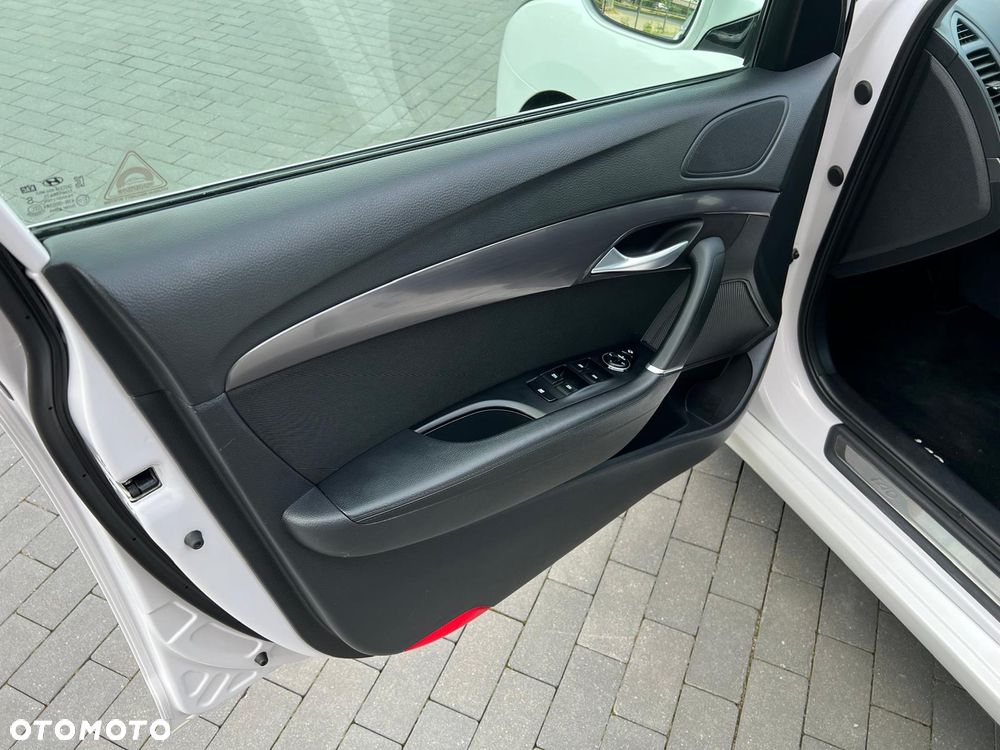 Hyundai i40 Kombi blue 1.7 CRDi DCT Premium - 15