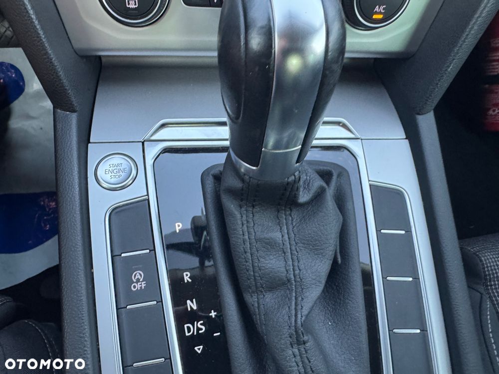 Volkswagen Passat 1.5 TSI OPF DSG Comfortline - 16