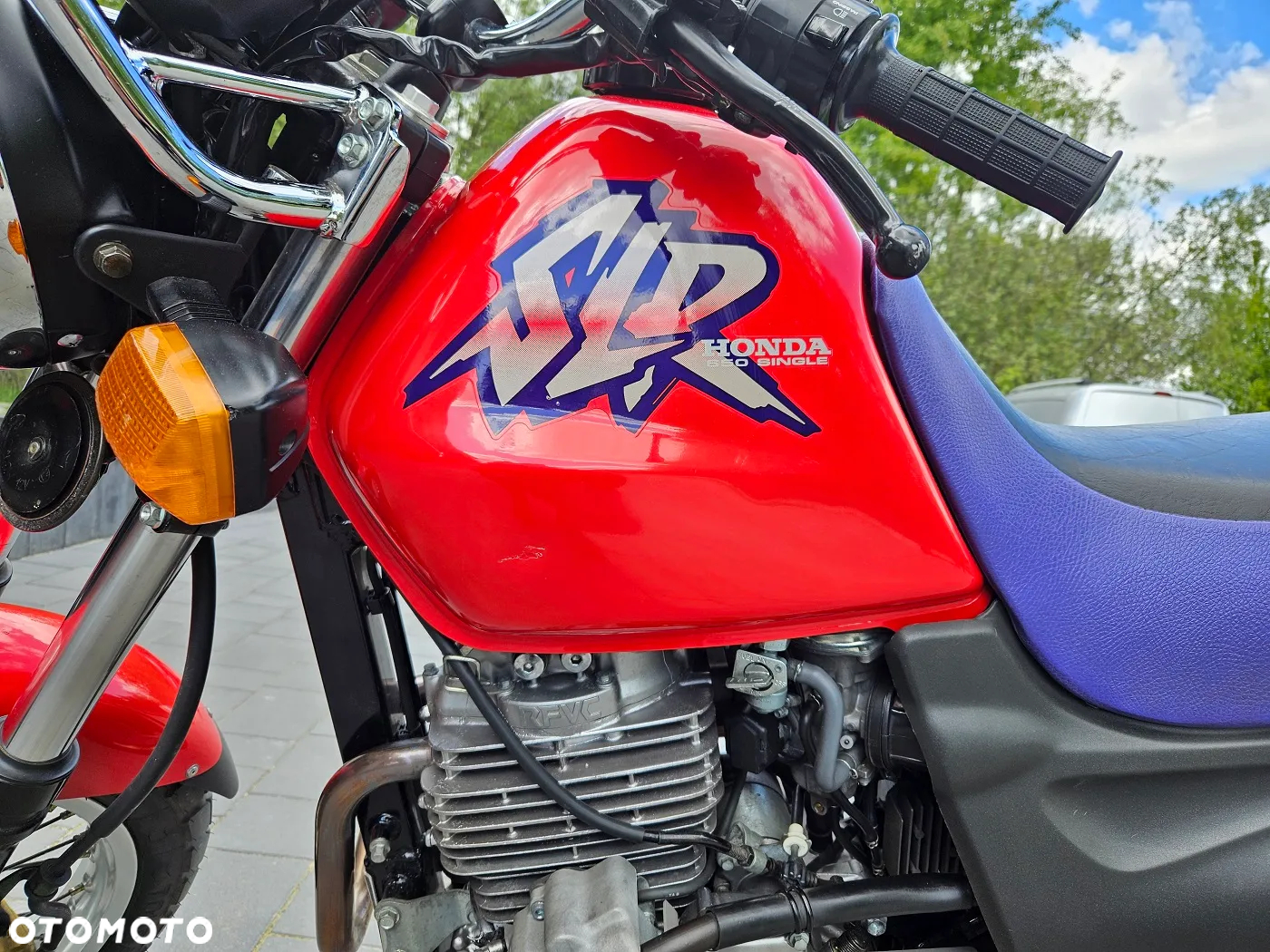 Honda XLR