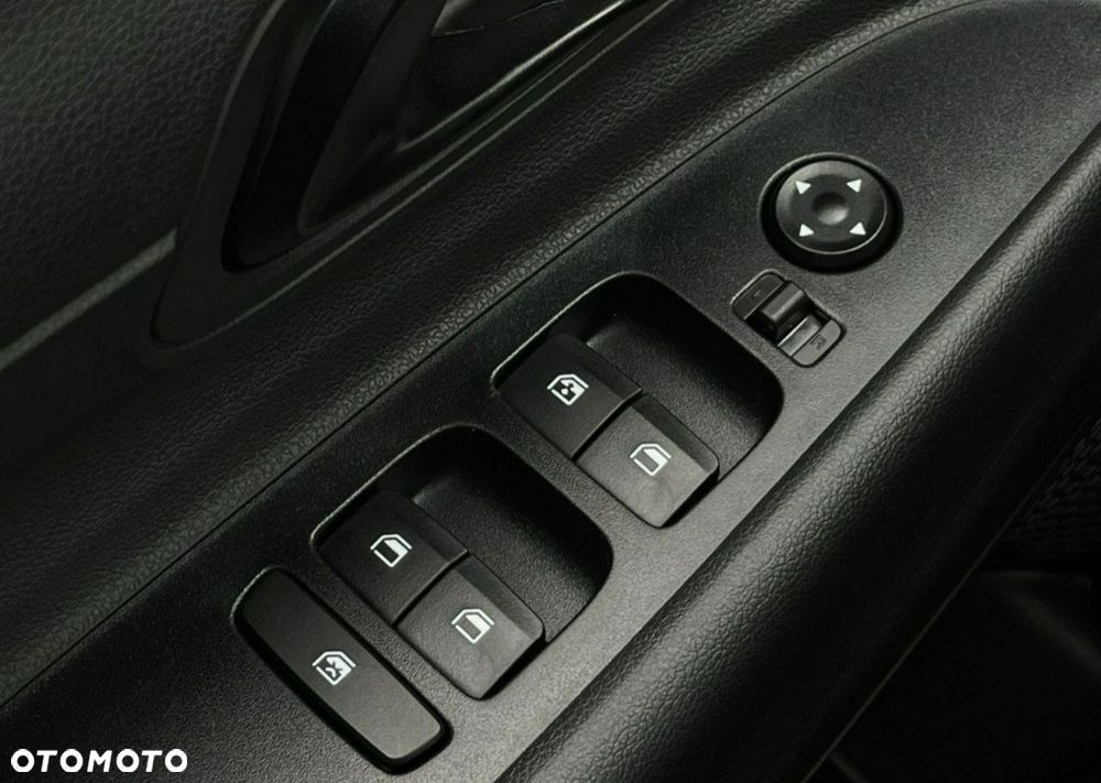Hyundai i20 - 16
