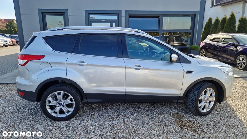 Ford Kuga 1.5 EcoBoost 4x4 Titanium - 28