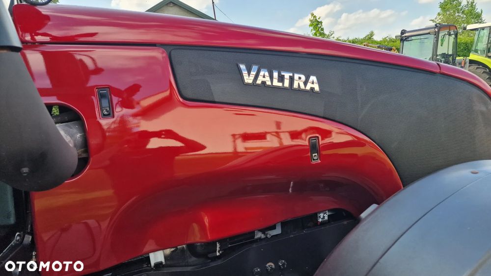 Valtra T 121 HiTech  6.6 Sisu 135 koni 2010 rok, świeżo sprowadzony , 131, 151, 120, 130 - 40