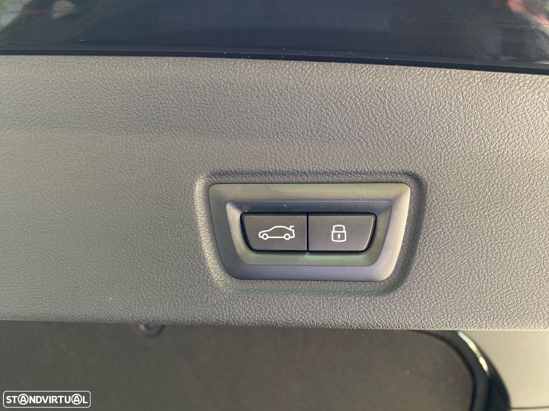 BMW i4 eDrive40 Pack Desportivo M - 23